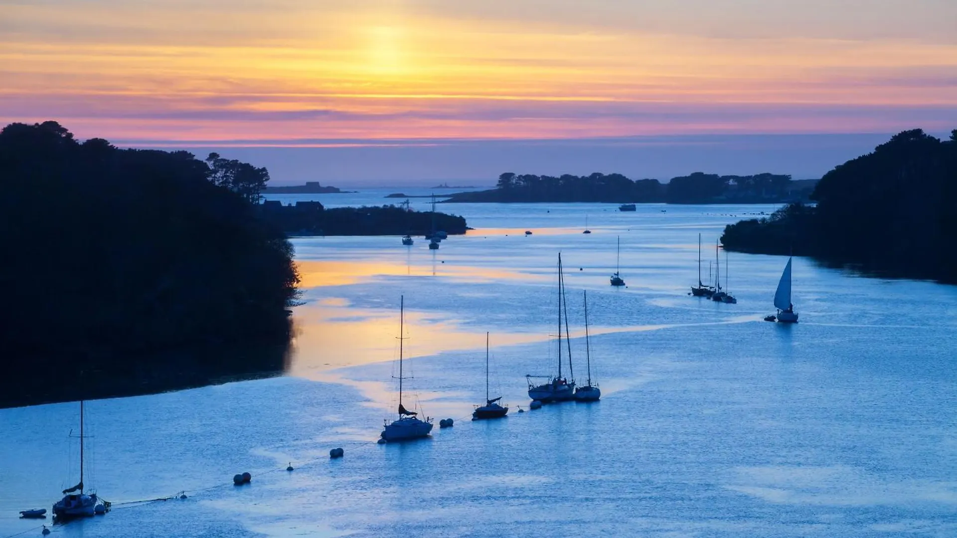 Penn Ar Roz - Grande Maison Familiale Proche Mer Saint-Pabu  Holiday home Saint-Pabu (Finistere)